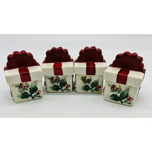 Pfaltzgraff‎ Winterberry Christmas 4 Mini Salt Pepper Shaker Sets 8 Pieces